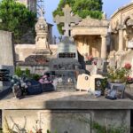 Tombeau de la famille Arribat à Sauvian.